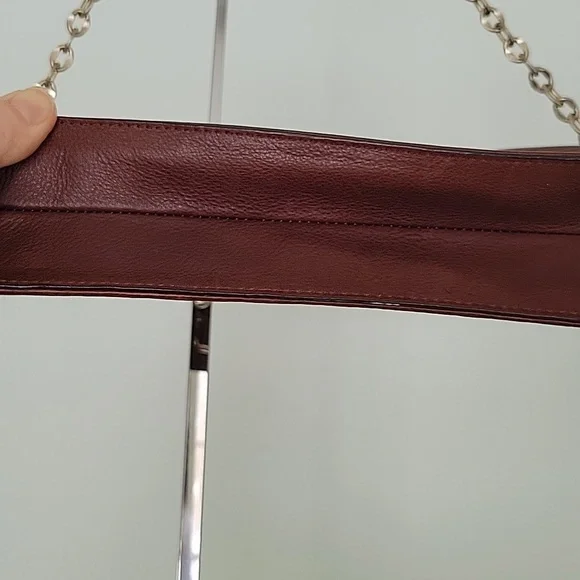 Banana Republic EUC Brown Maroon Chain Leather Shoulder Bag Clutch Flap Closure - Picture 8 of 14